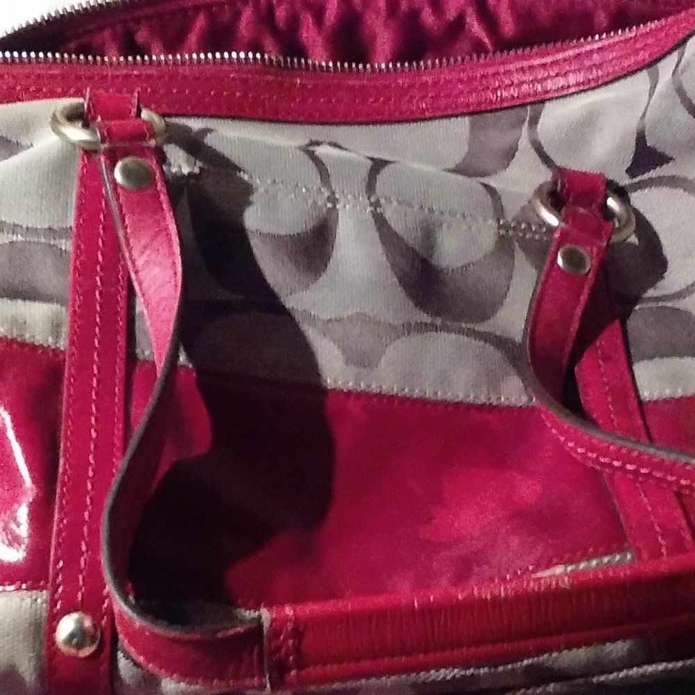 Purse - Picture 2 of 8